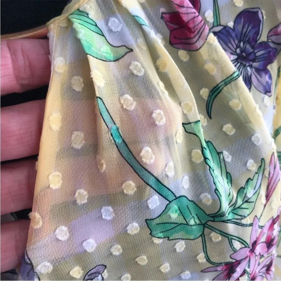 Women’s Small Swiss Dot SHEER Yellow Floral Blouse Keyhole‎ Cottagecore Dainty - Picture 2 of 16